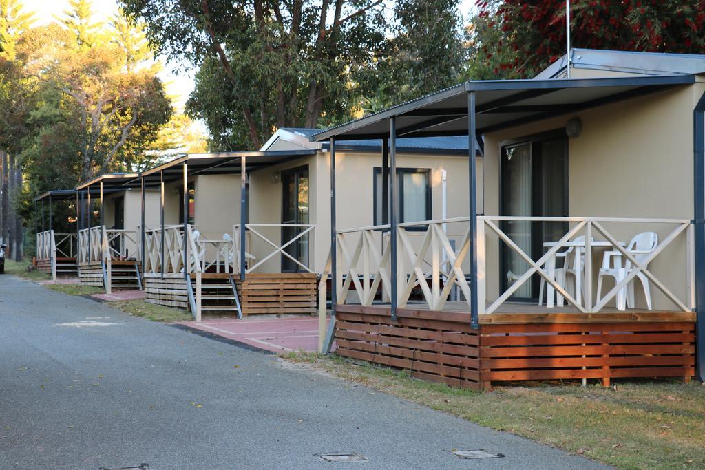 Hotel Acclaim Kingsway Tourist Park à Madeley Extérieur photo